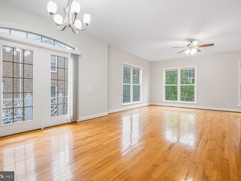 14741 Potomac Branch Dr — Photo 12