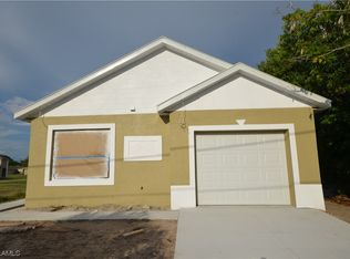 2221 Carver Ave, Fort Myers, FL 33916