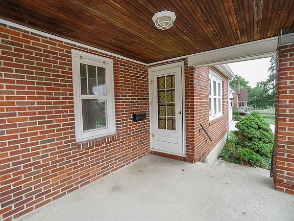 5th image of 1177 Ayershire Ave