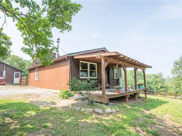 767 E West Salem Rd, Creston, OH 44217