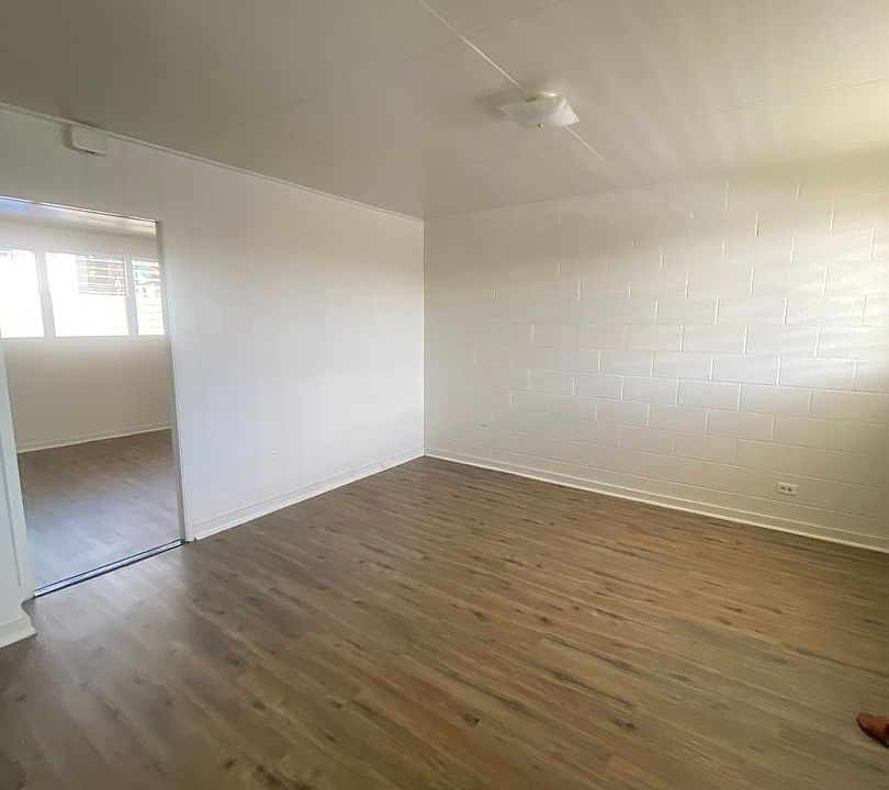 2nd image of 1721 Kaluhikai Ln APT 6