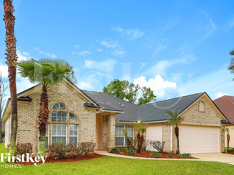 5372 Chestnut Lake Dr — Photo 2