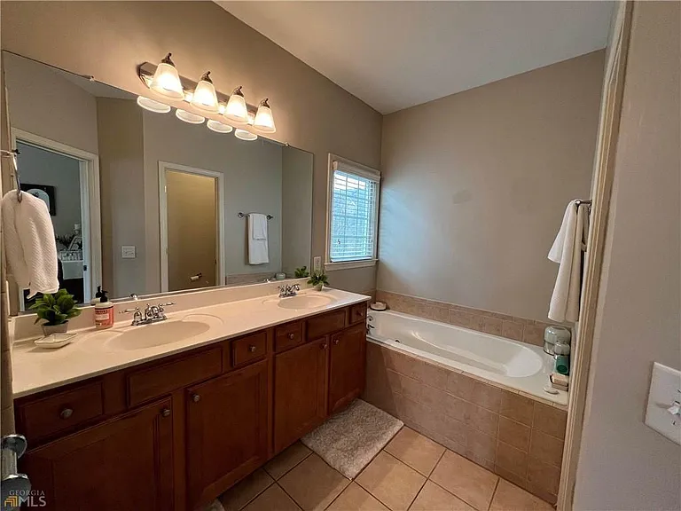 5282 Kershaw Ct SE #1 — Photo 13