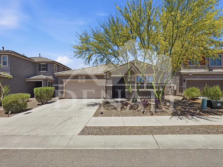 4220 S Macy Cir — Photo 2