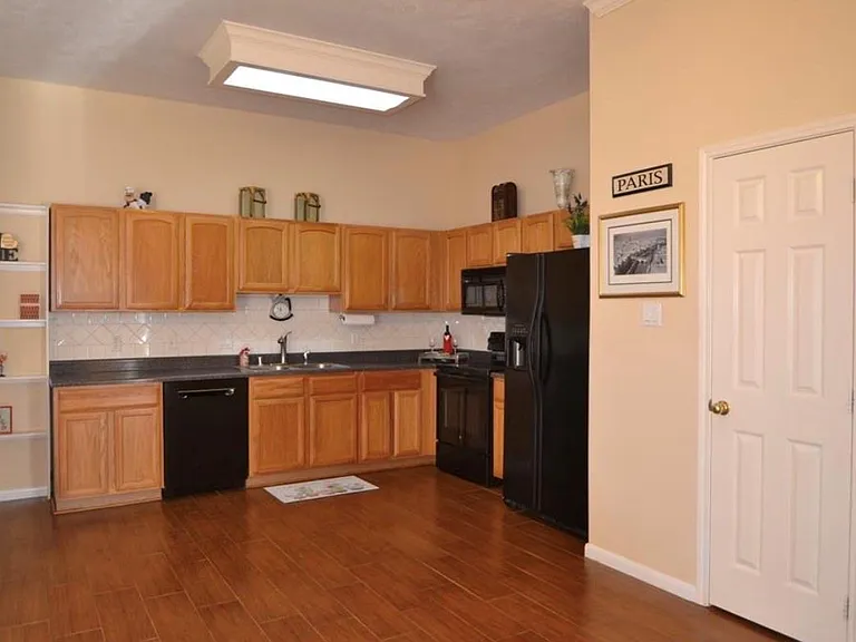 2710 Grants Lake Blvd #J10 — Photo 35