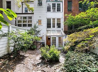 26 Bethune St #1B, New York, NY 10014