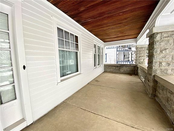 4th image of 29 William St