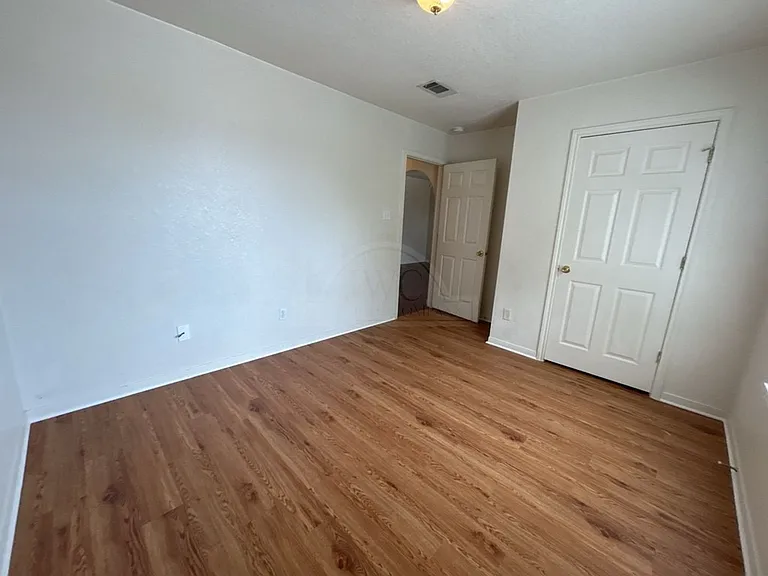 1407 Dugger, Killeen — Photo 9