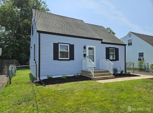 404 Edgeworth St, Middlesex, NJ 08846