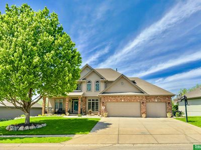 5902 N 166th St, Omaha, NE, 68116