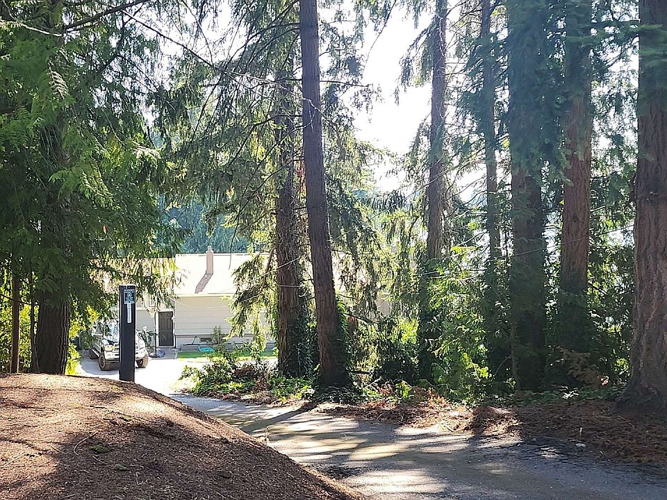 1st image of 3627 Deer Island Dr E