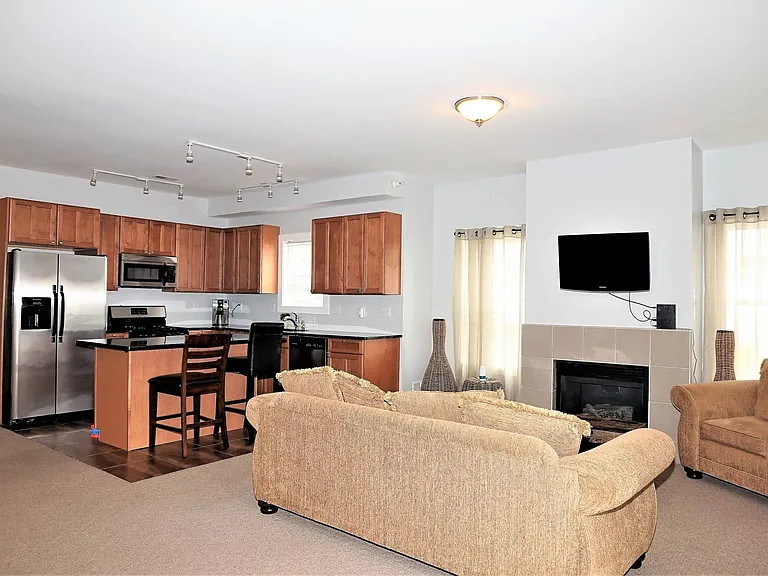 7 Ellis Ave #22 — Photo 2
