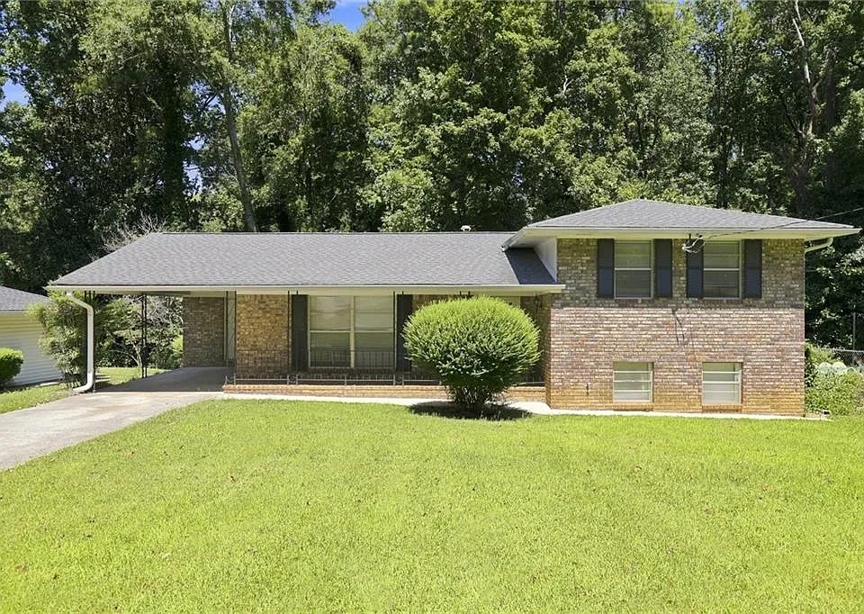 2909 Briarwood Blvd