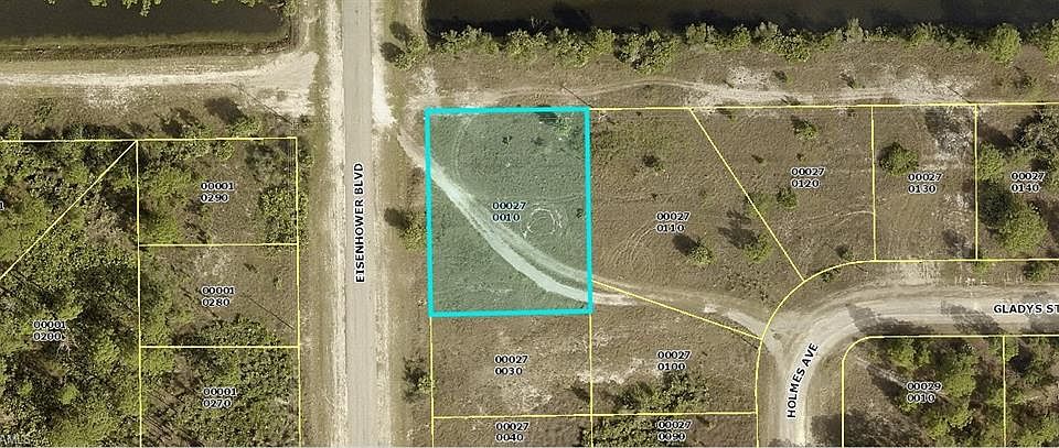 1st image of 701 Eisenhower Blvd
