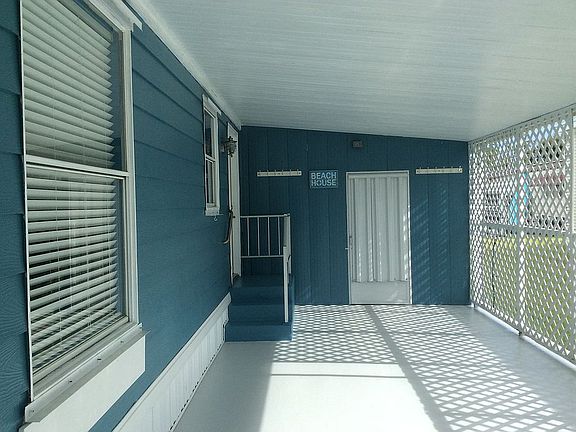4th image of 68 NE Tranquil Cir