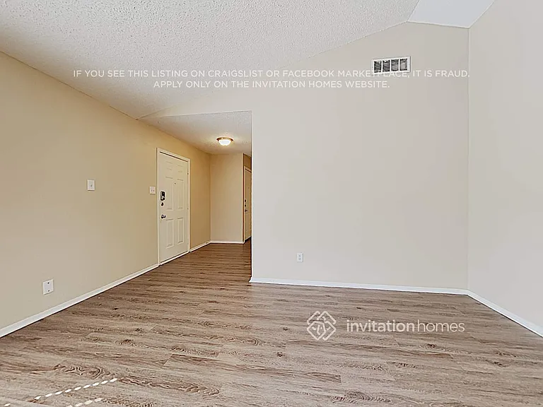 503 Thorn Wood Dr — Photo 4