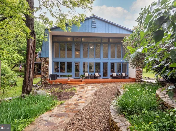 7430 Joes Creek Rd, Linville, VA 22834