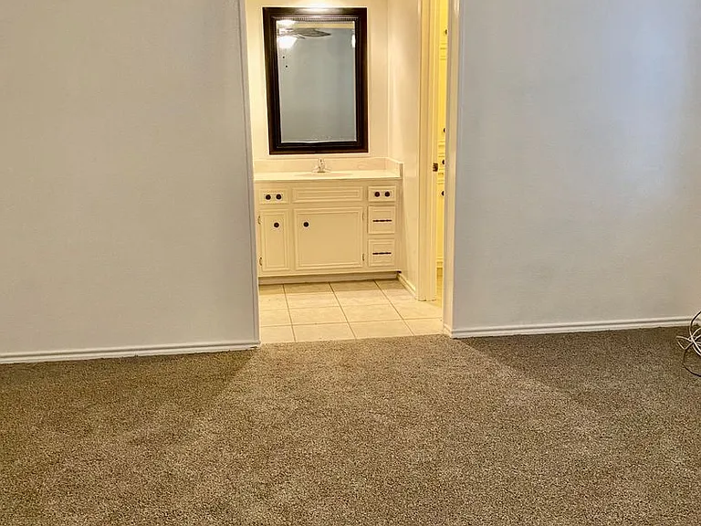 6408 Dunbar Dr — Photo 10