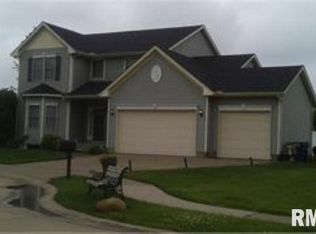 525 Conor Ct, Blue Grass, IA 52726