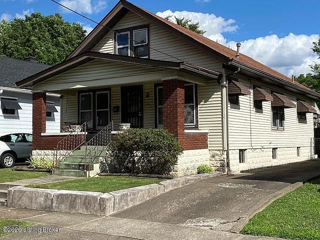 1st image of 722 N Barbee Way