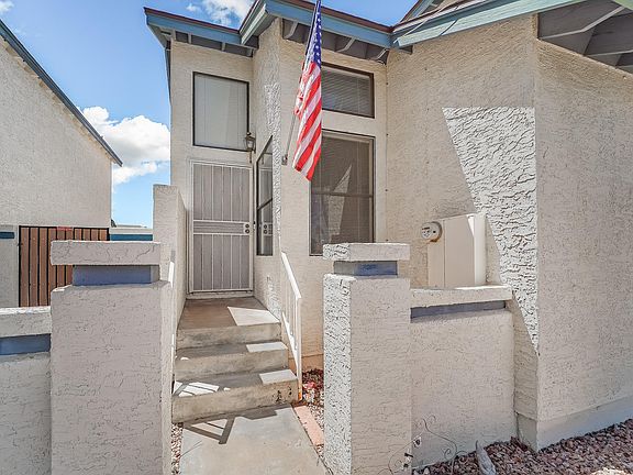 4th image of 1535 N Horne Unit 25