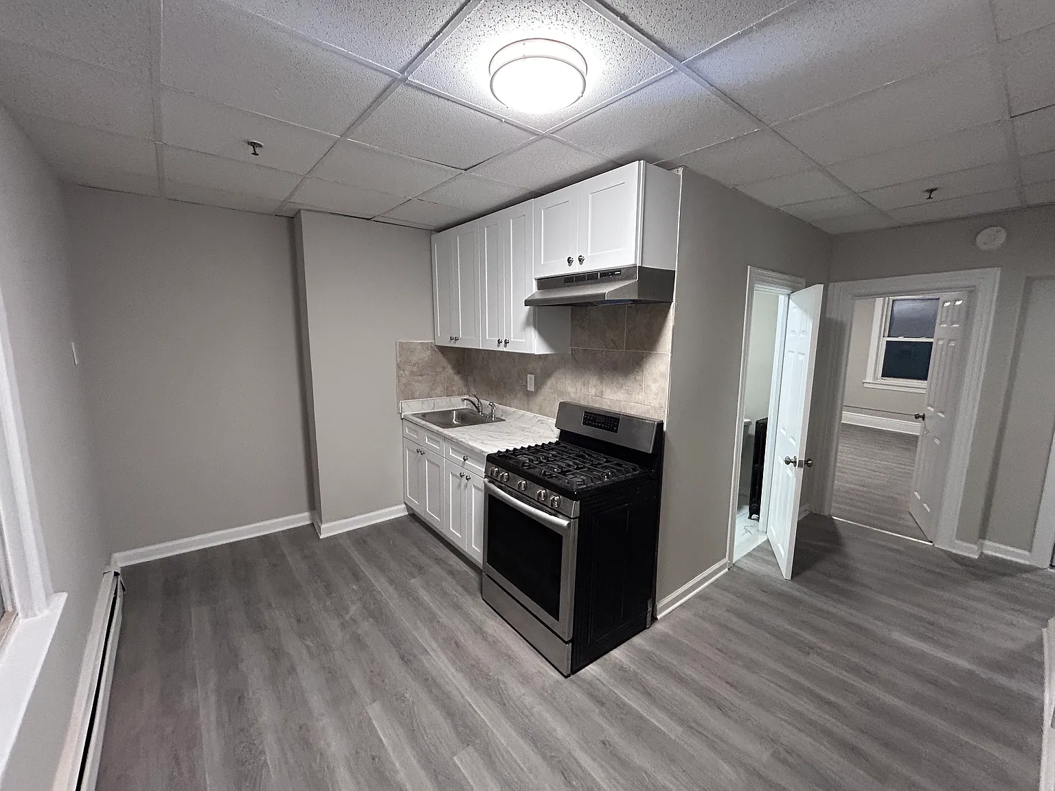 2 bed, $2,100 — Photo 3
