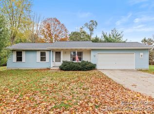 6316 Kuttshill Dr NE, Rockford, MI 49341