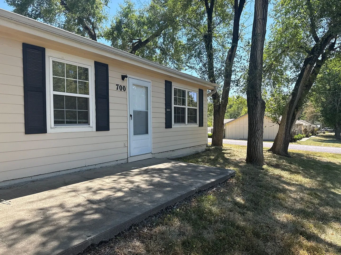 2-Bedroom / 1-Bath Duplex For Rent Spring Hill, Ks — Photo 1