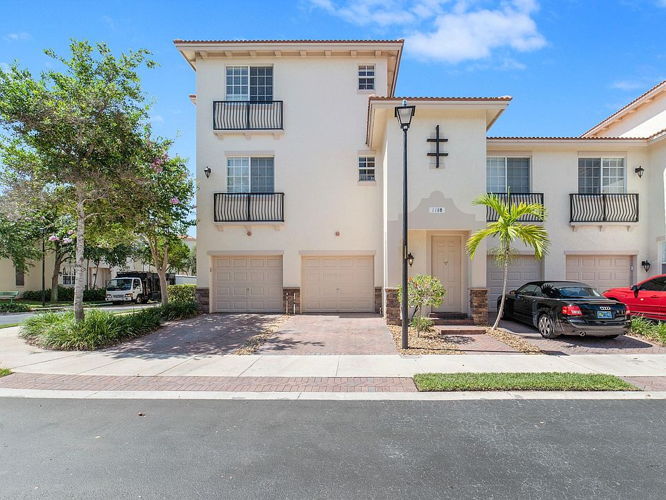 1st image of 118 N Longport Cir #4B