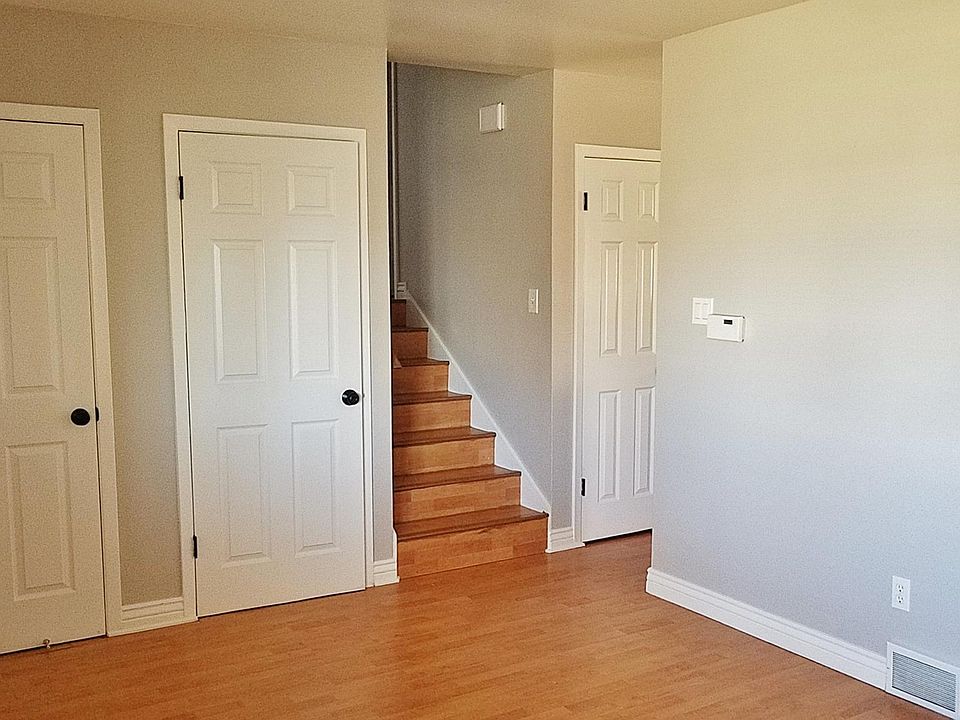 Front Room to upper and lower levels.