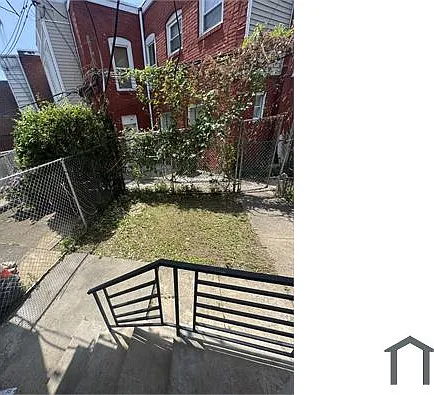 6548 N Lambert St — Photo 17