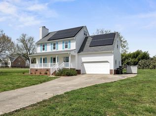 3648 S Pointe Dr, Apex, NC 27539