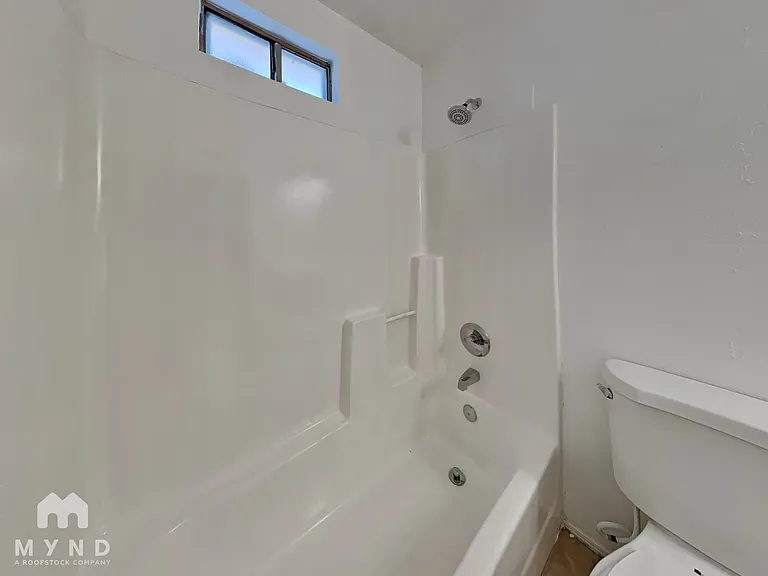 1702 E Cambridge Ave #2 — Photo 9