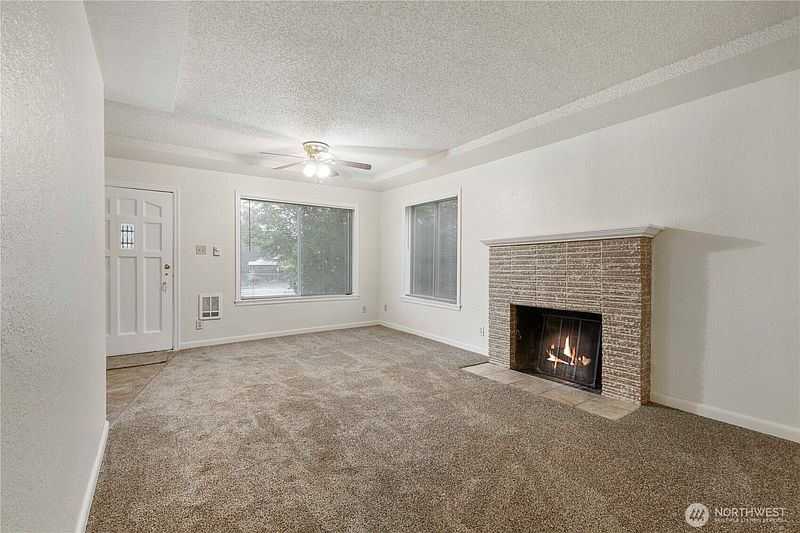 5th image of 10114 Canyon Road E