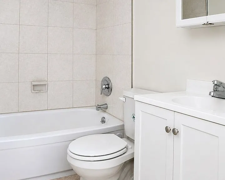 Cedros Gardens - Villa Portofino Apts, LP — Photo 19