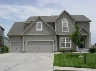2408 SW 12th Trl, Lees Summit, MO 64081