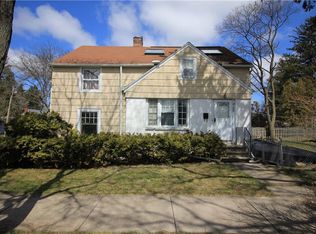 320 Castleman Rd, Rochester, NY 14620