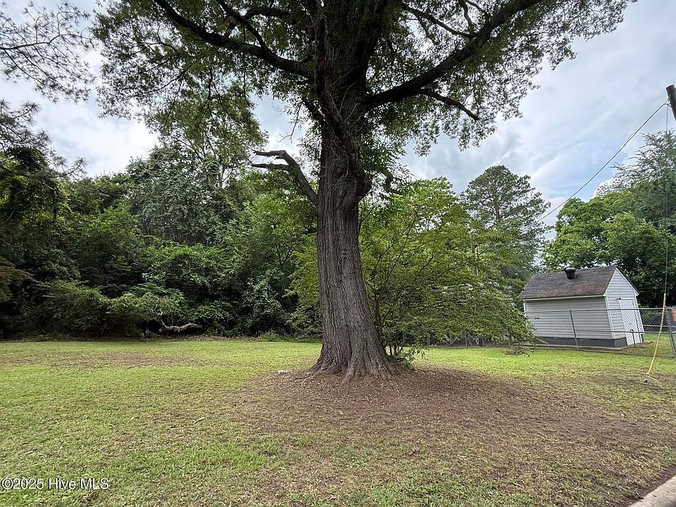 1st image of 1404 Hillsdale Drive