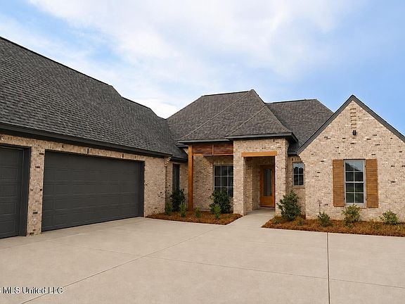 2nd image of 134 Venice Way