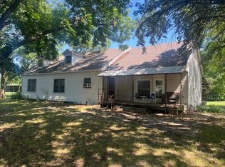 6477 Fm 922, Valley View, TX 76272
