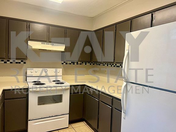 4th image of 107 Vieux Orleans Cir #B