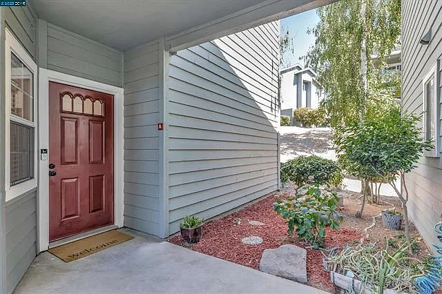 7880 Canyon Meadow Cir #A — Photo 2