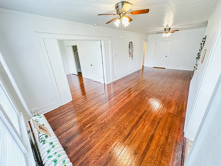 2600 Kingman Blvd #22 — Photo 4