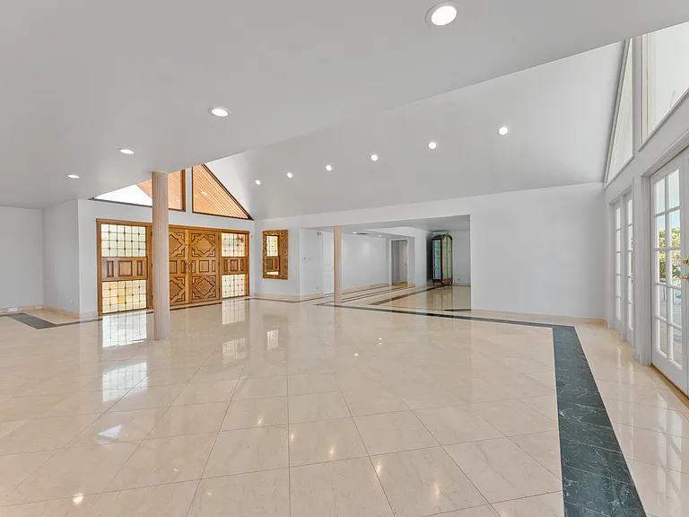 4159 Regal Oak Dr — Photo 34