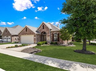 12400 Woods Edge Trl, Fort Worth, TX 76244