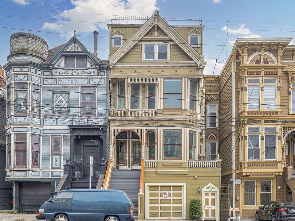 1st image of 957-961 Oak St #4B-2BA-1300SQFT