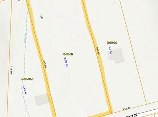 Rebecca Ln, Beaver, WV 25813