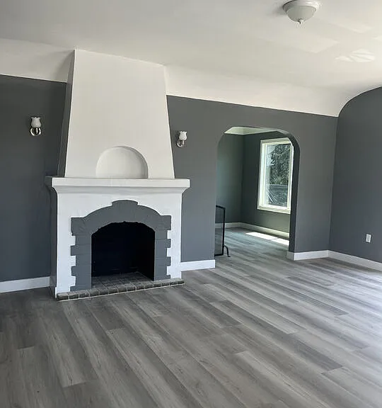 602 N Sloan Ave — Photo 2
