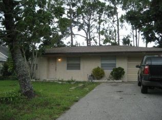 4624 Normandy Dr, Naples, FL 34112