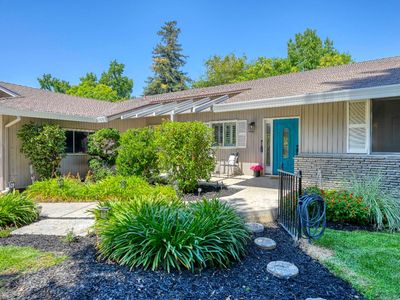 733 Blackmer Cir, Sacramento, CA, 95825